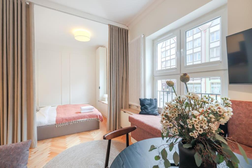 Modern Apartment In City Centre Γκντανσκ Εξωτερικό φωτογραφία